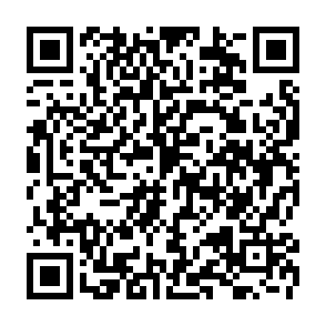 wirus BLACKNET kod QR