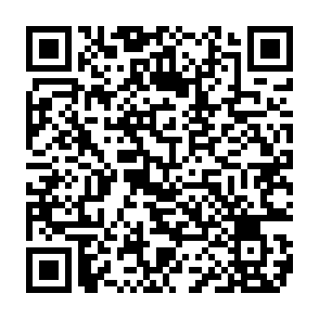 Reklamy nonfliestortic.com kod QR